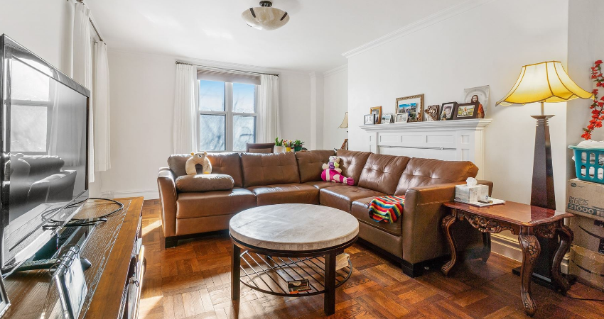 Hsiao-Yun  Chen Queens